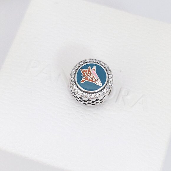 Pandora Island Of Turks And Caicos Exclusive Country Charm Bead with box - Picture 5 of 5